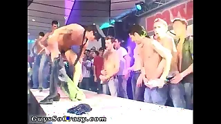 8526 gayporn porn videos